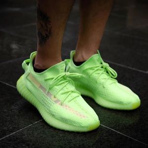 Yeezy Boost 350 V2 Glow